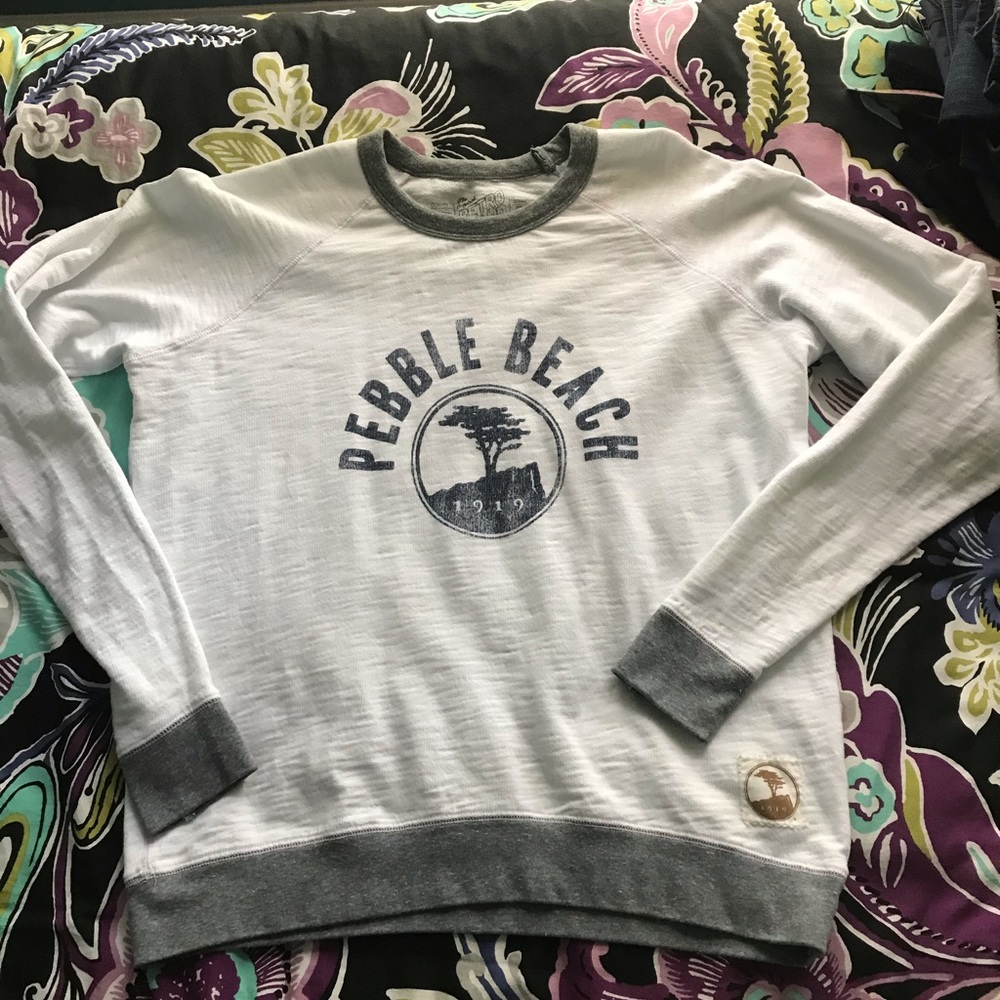 Pebble Beach sweatshirt size small